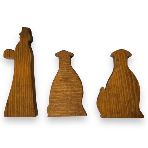 VTG Primitive Handmade Nativity Stable Holy Family Wise Men Angel 12 Piece Set - Picture 4 of 16